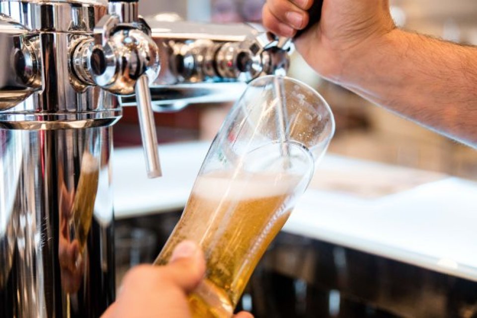 A CEDER BAR RESTAURANT PROCHE D'UN DES PLUS GRANDS LYCEES DE TOULOUSE 