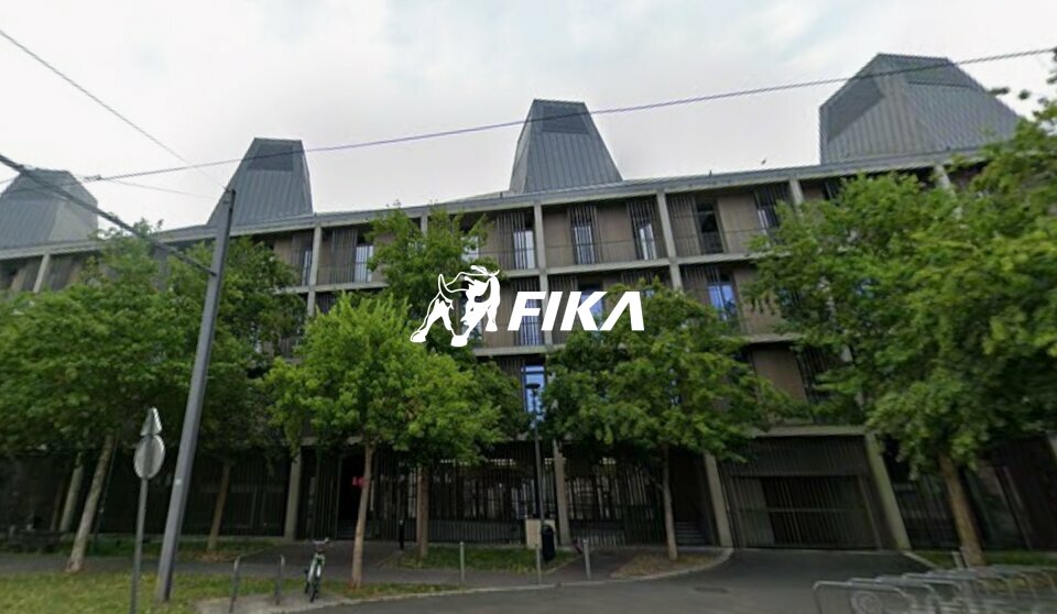 A LOUER - BUREAUX - 2940 m2 Divisibles à partir de 344 m2 - BORDEAUX (33800)