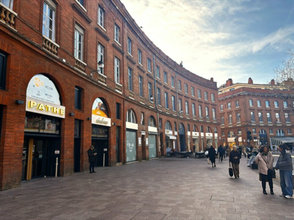 A louer Emplacement Premium de 162 m&sup2;- 31000 Toulouse