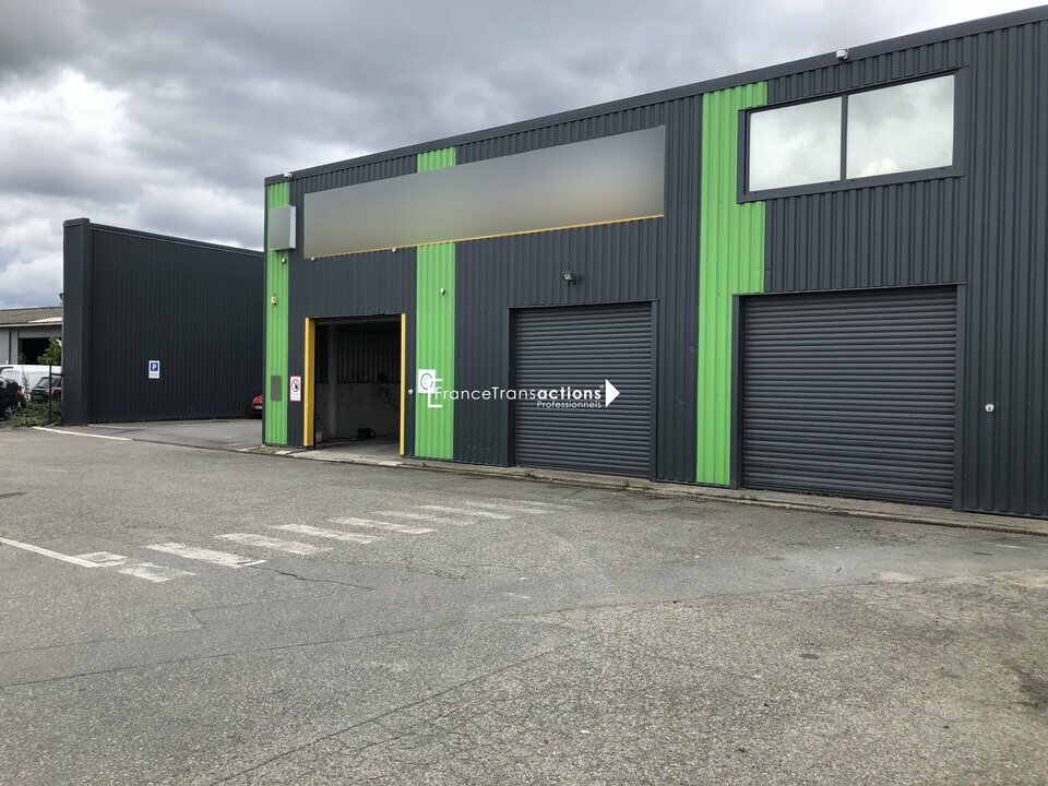 OPPORTUNITE - A LOUER-  LOCALCOMMERCIAL ROUTE DE PARIS 370 M² 