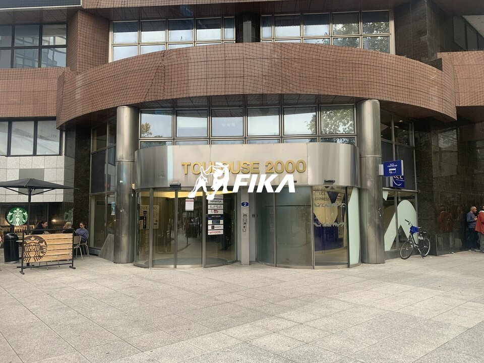 A LOUER BUREAUX 2076 m² (31000) TOULOUSE