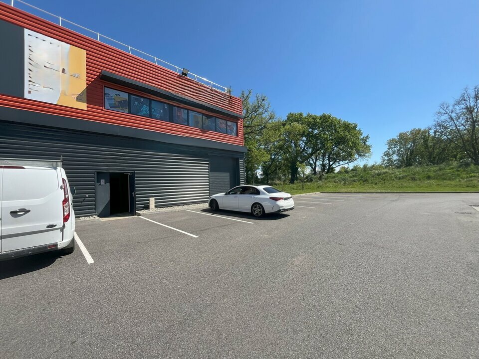 VENTE LOCAL D'ACTIVITE MURET 31600
