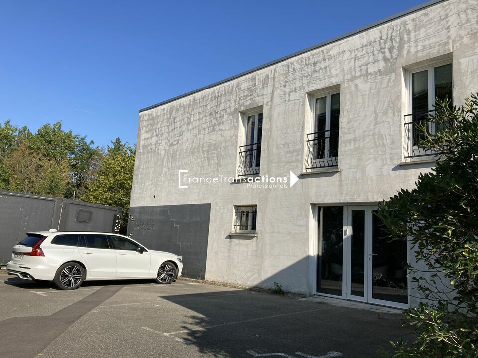 A LOUER BUREAUX 110 m2 (31240) ST JEAN