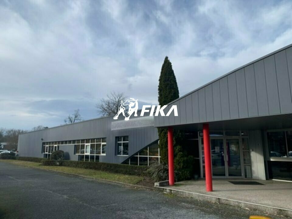 A VENDRE BUREAUX 670 m2 - (33600) PESSAC