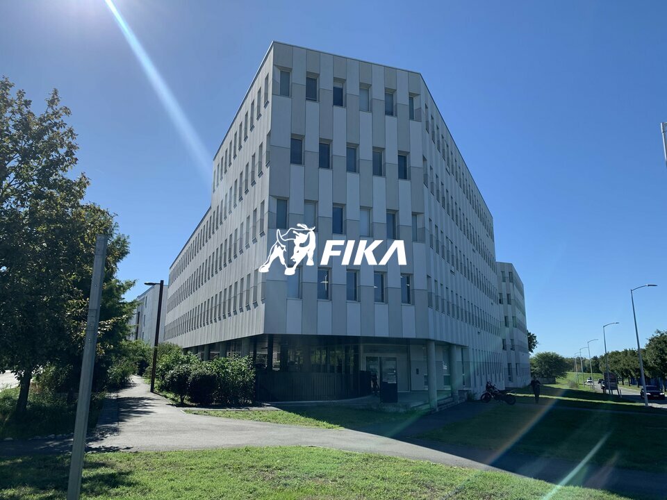 A LOUER BUREAUX 200m2 - 31130 BALMA VIDAILHAN