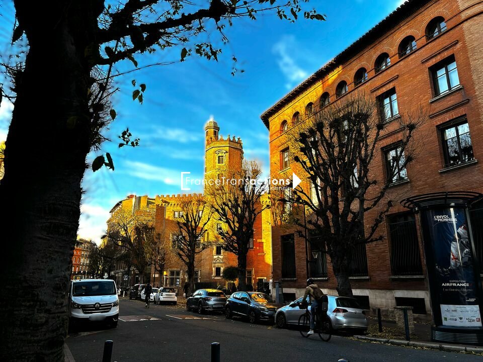 A CEDER FONDS DE COMMERCE BAR A COCKTAIL QUARTIER CARMES 