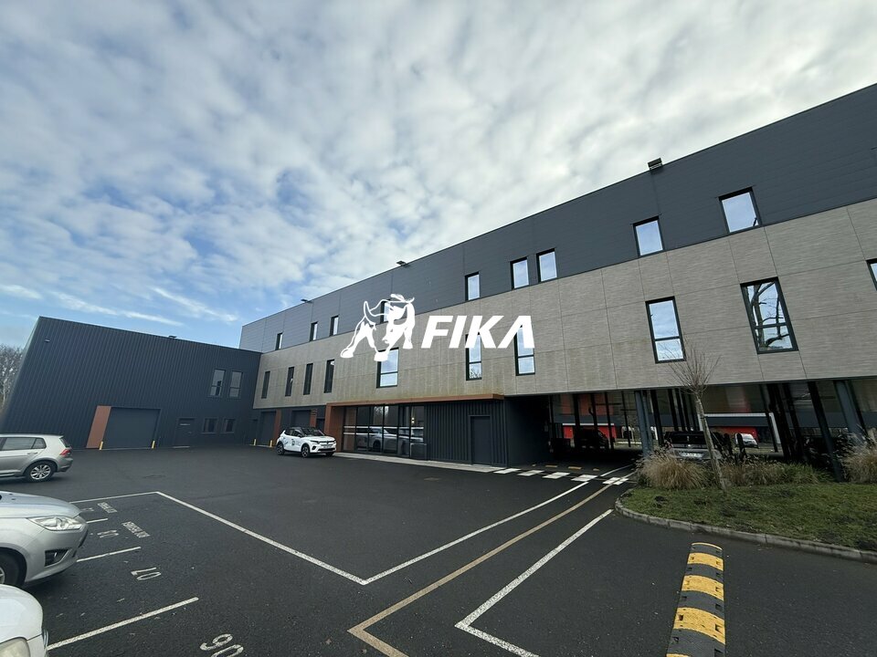 A LOUER - LOCAL D'ACTIVITE - 243 m2 - (33700) MERIGNAC
