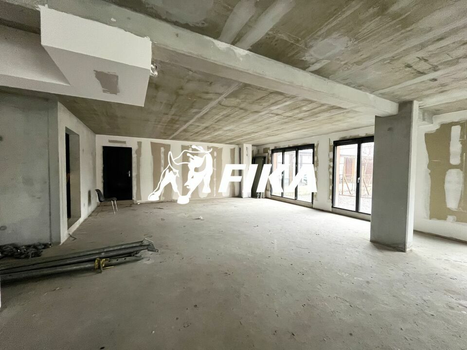 A VENDRE LOCAL COMMERCIAL 45  m2 - (33100) BORDEAUX