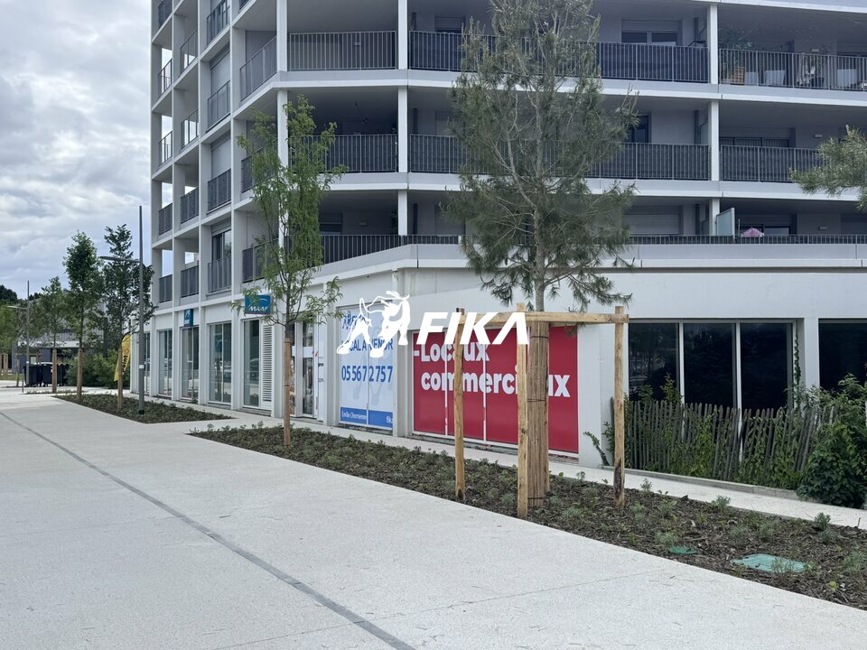 local commercial - à vendre 474 m2 - Mérignac Soleil