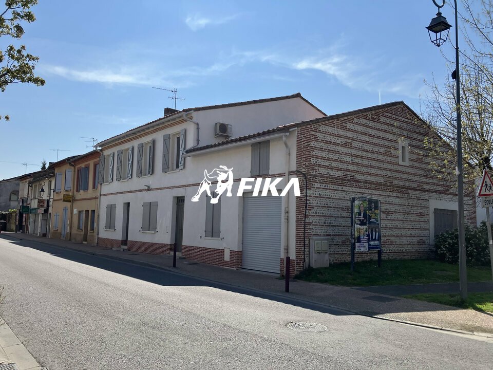 A VENDRE MAISON - 300 m2 - (31270) CUGNAUX