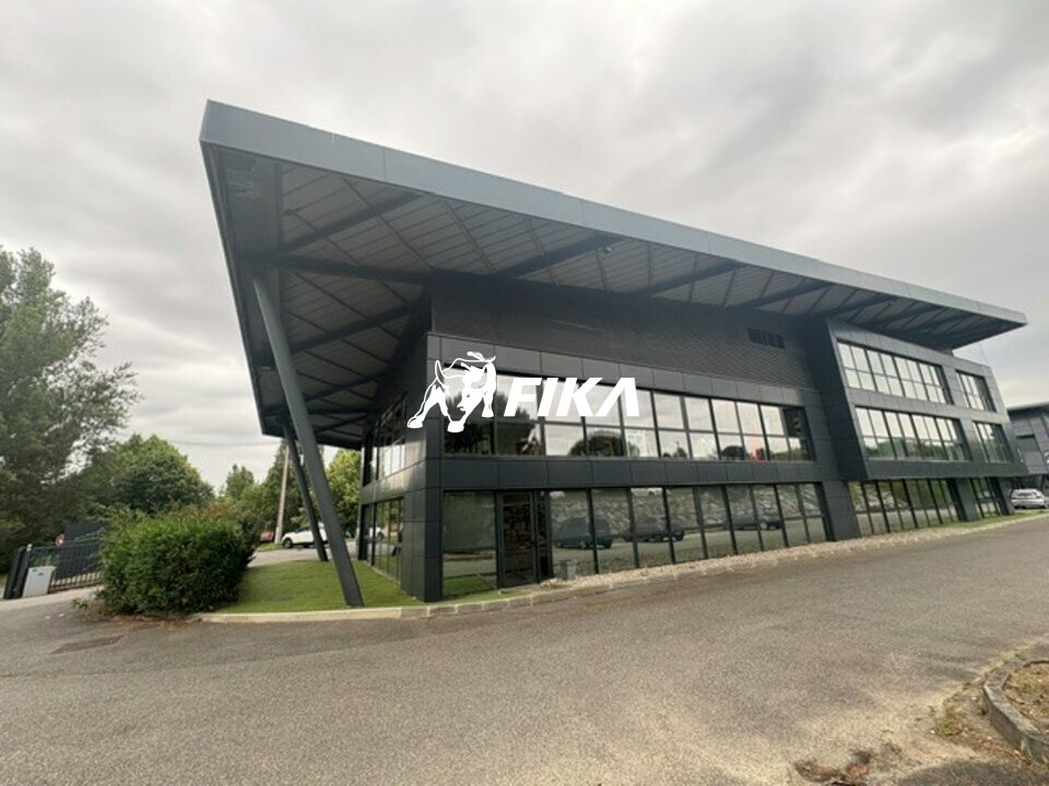 A LOUER BUREAUX 78 M2 - (31240) SANT-JEAN