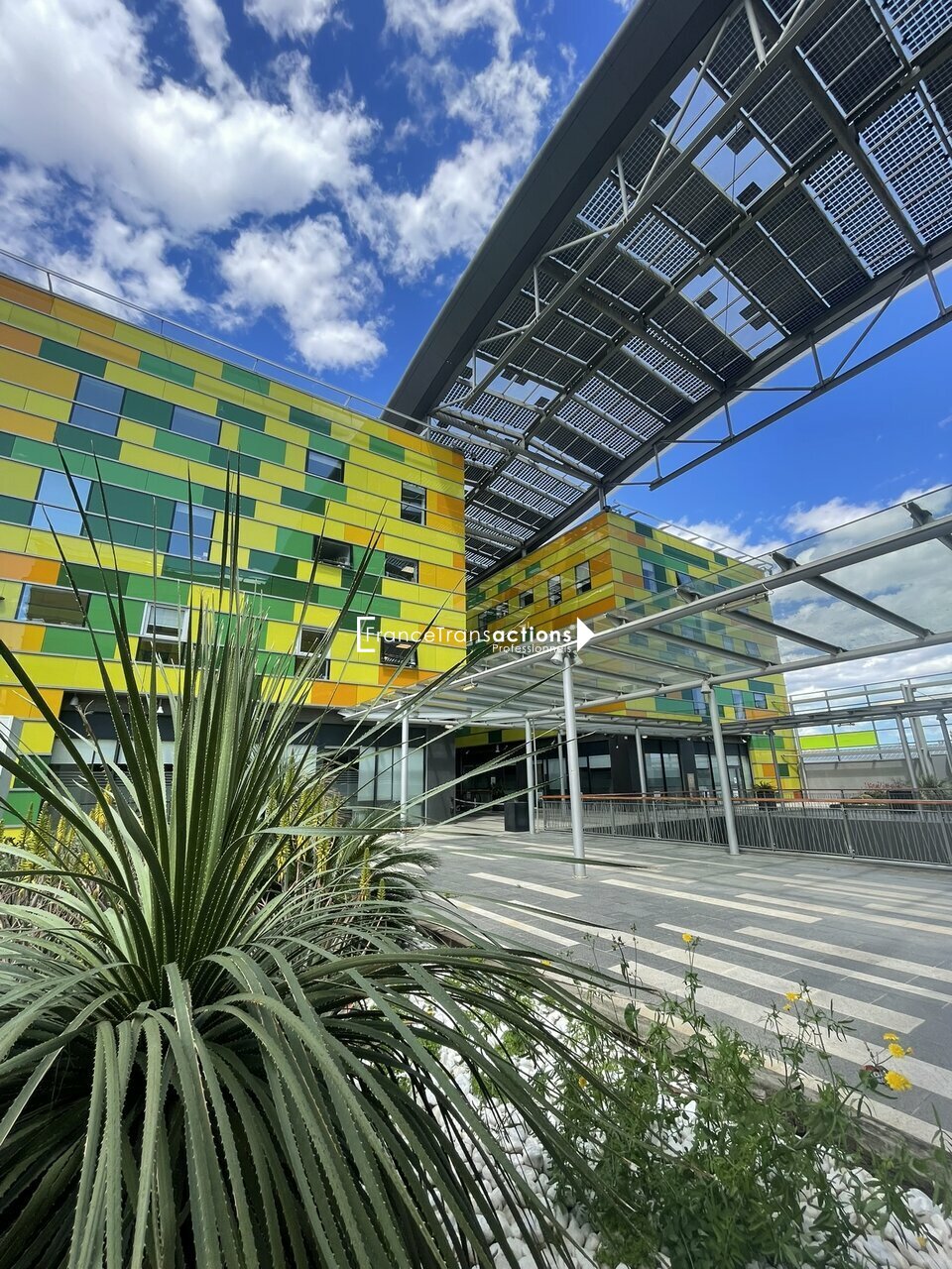 LOCAL COMMERIAL 61 M&sup2; GARE PERPIGNAN