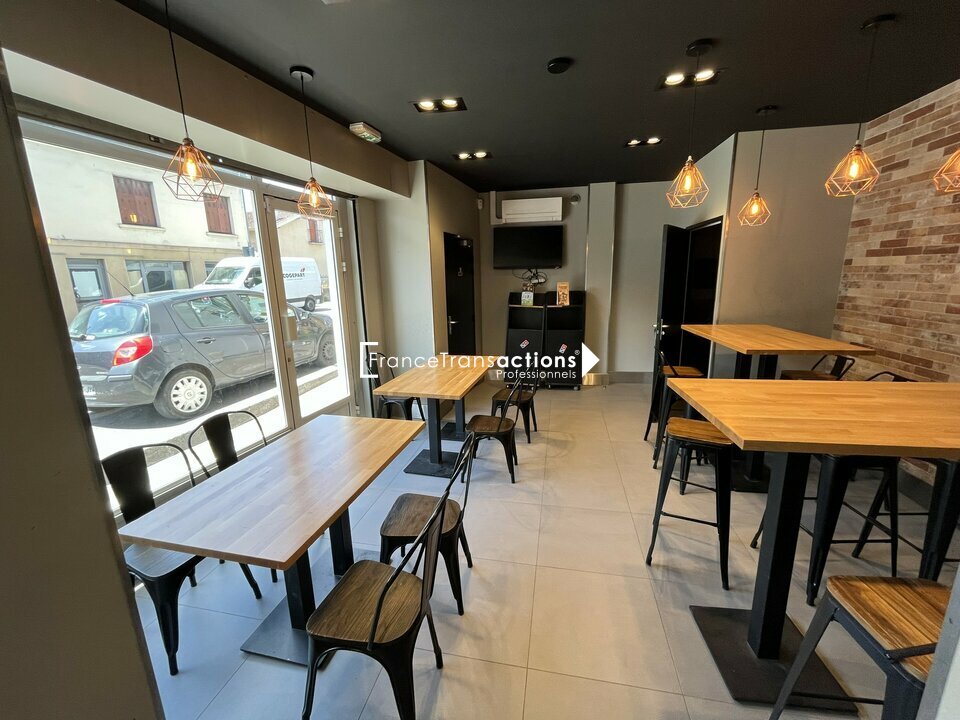 A VENDRE FONDS DE COMMERCE RESTAURATION RAPIDE 183 m&sup2; AUCAMVILLE