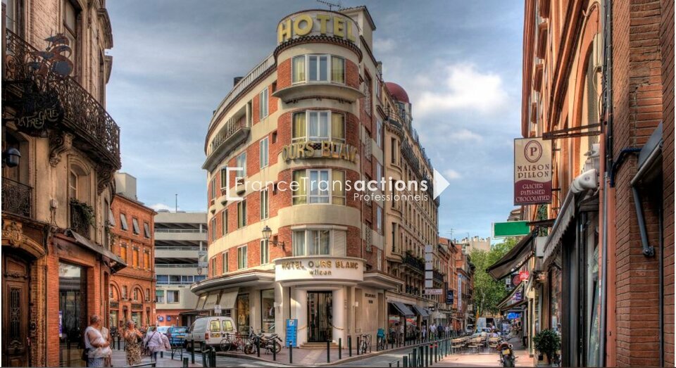 Capitole- local commercial à louer de 60 m²  