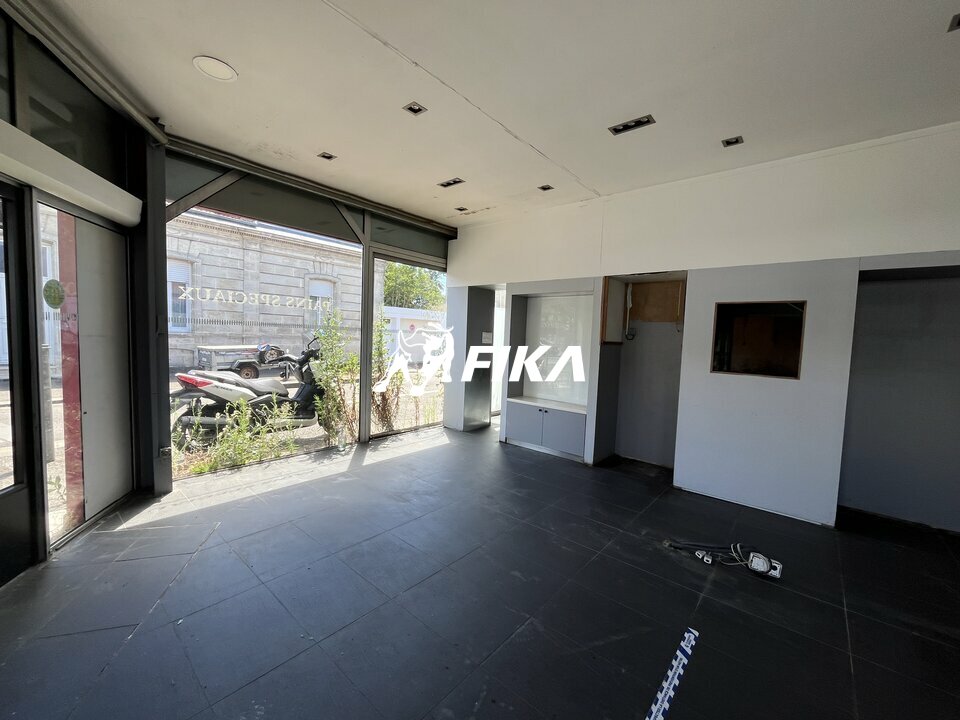 A VENDRE LOCAL COMMERCIAL 206 m2 - (33110) LE BOUSCAT