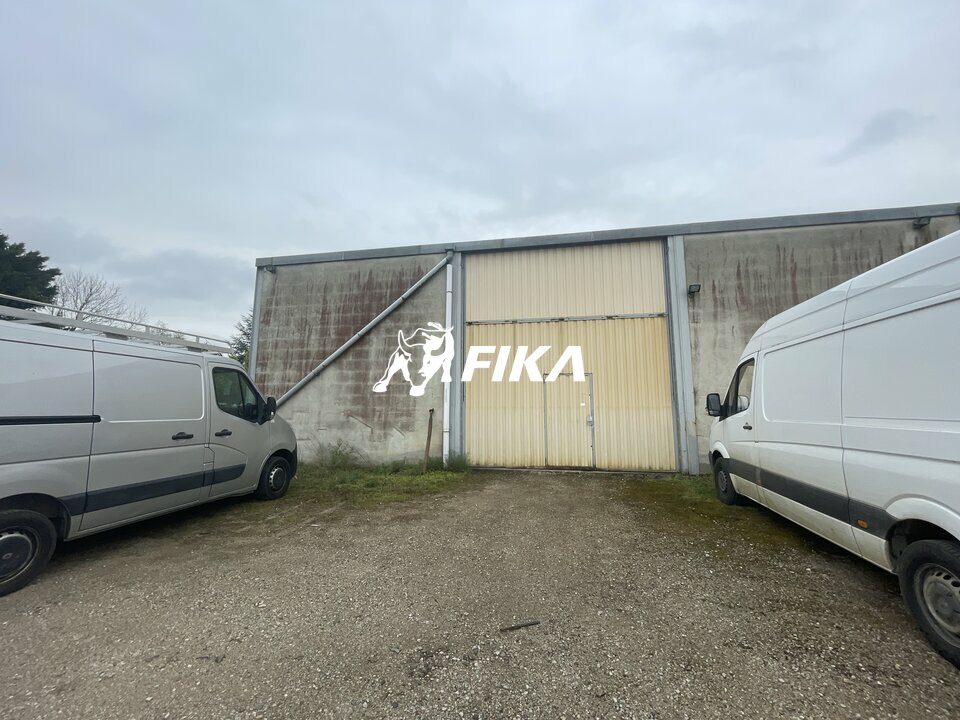 A LOUER LOCAL D'ACTIVITE - 493 m2 - LAVALETTE (31590)