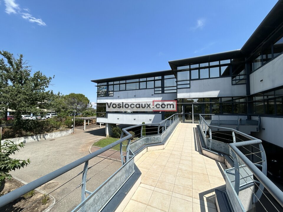 A louer Bureaux 232m² Biot