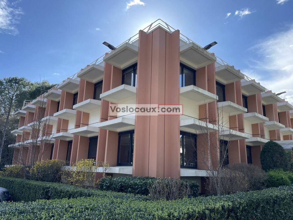 A louer Bureaux 110.11m² Valbonne