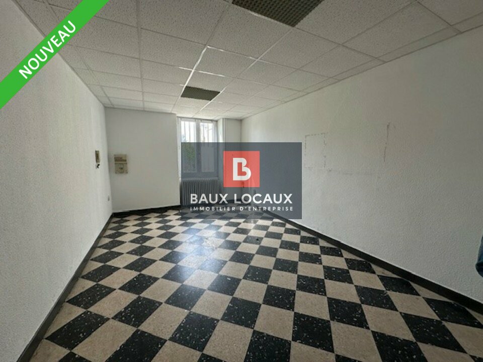 A LOUER BUREAU D'ENVIRON 25M² AU PONTET