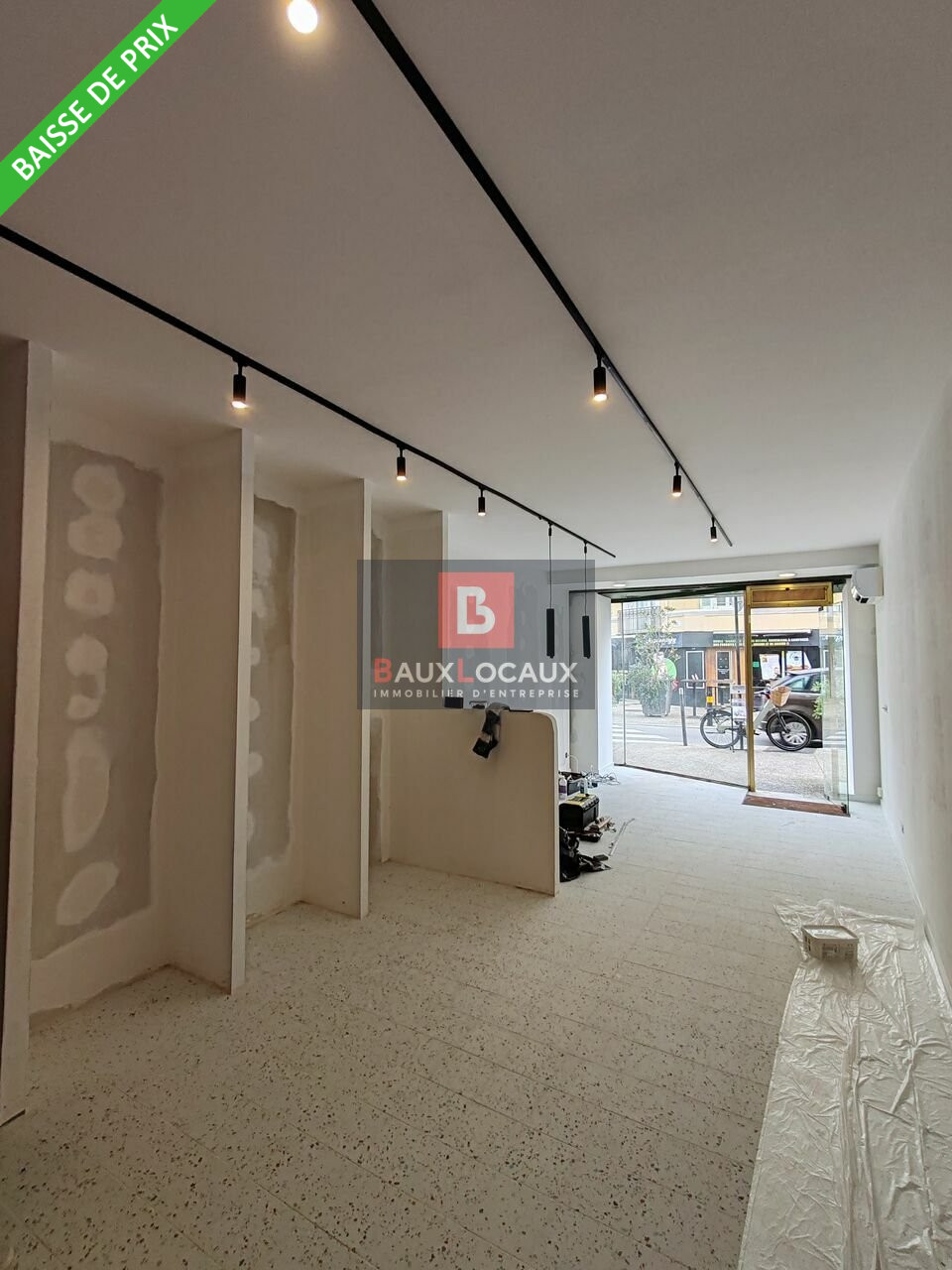 VENTE BAIL LOCAL COMMERCIAL 35 m² SALON DE PROVENCE