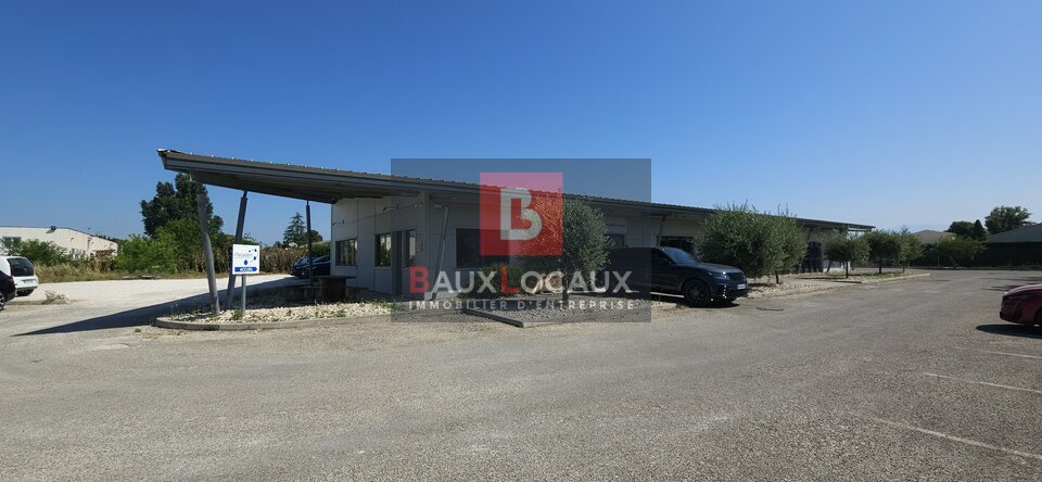 A louer Locaux d'activité 65m² Entraigues-sur-la-Sorgue