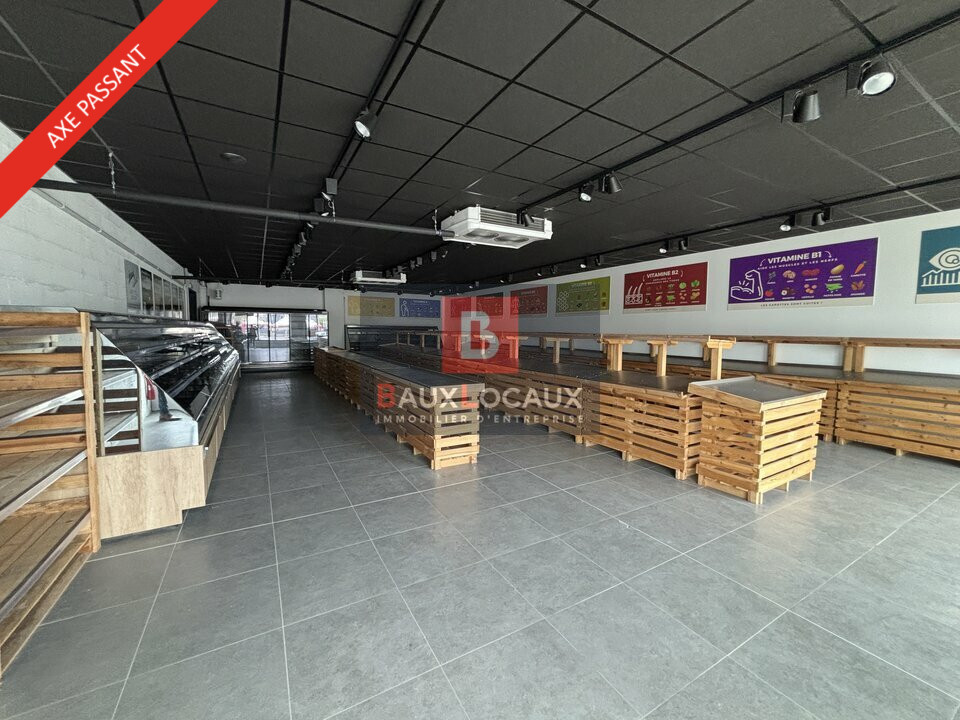 À LOUER  LOCAL COMMERCIAL 180 m²  CHÂTEAURENARD  EMPLACEMENT N°1