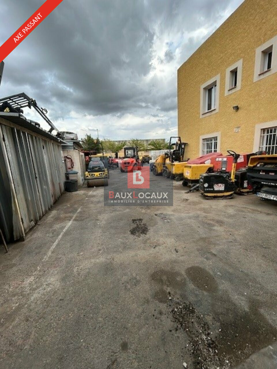  A LOUER : ZI EUROFLORY  LOCAL D ACTIVITE DE 225 m2 AVEC EXTERIEUR