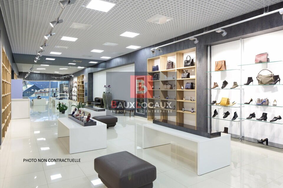 A vendre Local commercial  85m² Salon-de-Provence