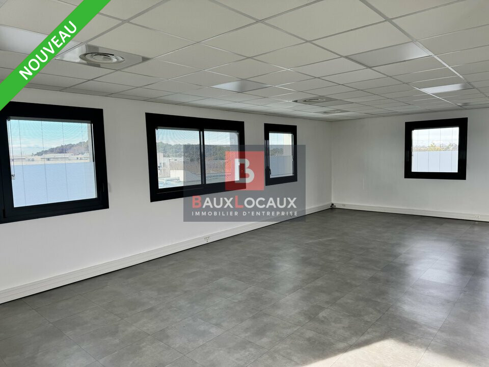 A LOUER BUREAUX D'ENVIRON 67M² A AGROPARC