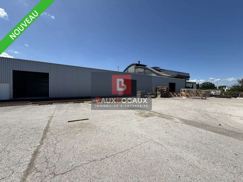 A vendre Locaux d'activité 660m² Vedène