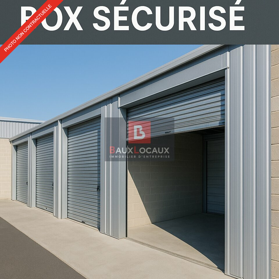 BOX DE 15 A 25 m² A LA LOCATION