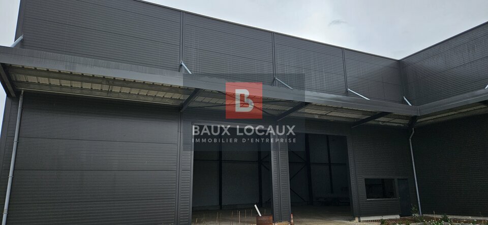 À LOUER  LOCAL D'ACTIVITÉ NEUF  980 m² CARPENTRAS