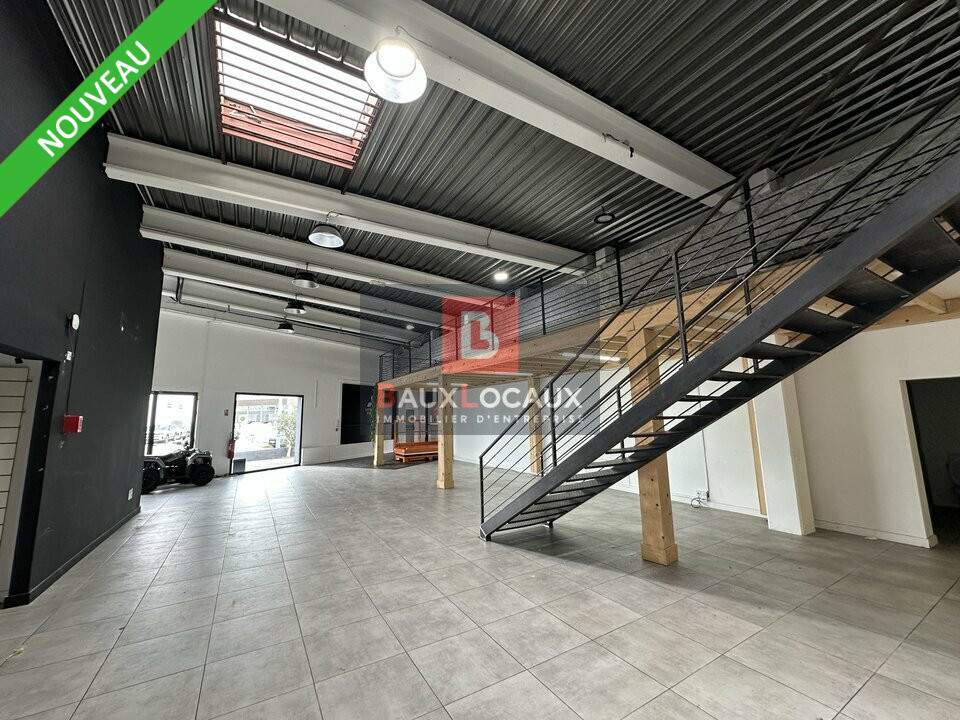 A louer Local commercial  609m² Le Pontet