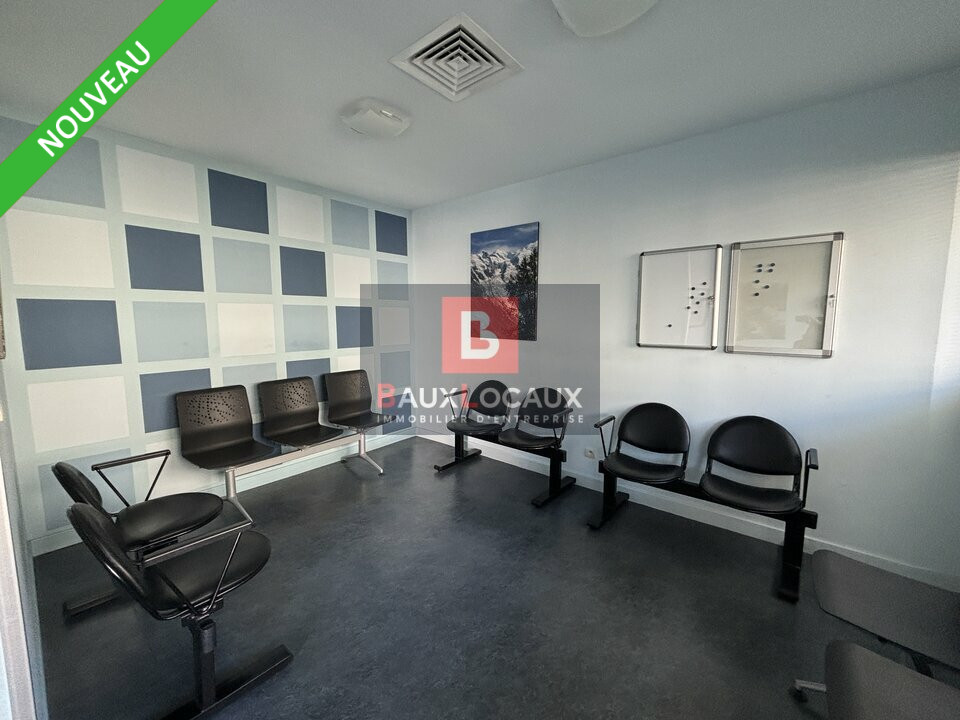 À LOUER  BUREAUX 95 m²  AVIGNON EXTRA-MUROS  PROCHE GARE ET TRAMWAY