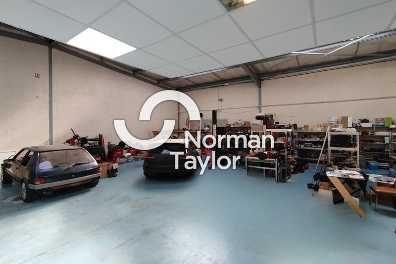 Local d'activité 395 m² Montpellier Sud 