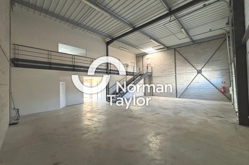A louer Locaux d'activité 250m² Montpellier