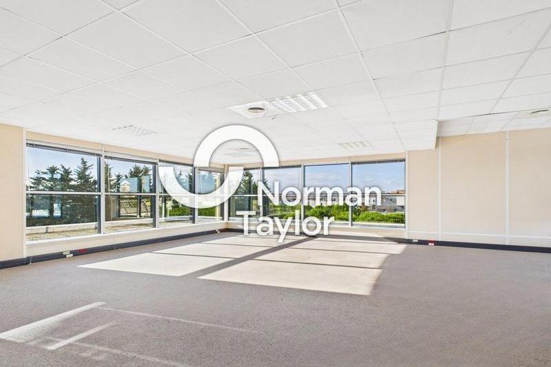 Bâtiment indépendant à usage de Bureaux  Montpellier Euromédecine 