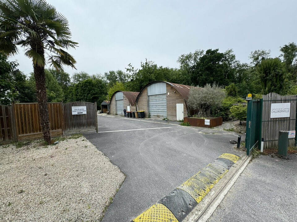 A vendre Locaux d'activité 350m² Presles