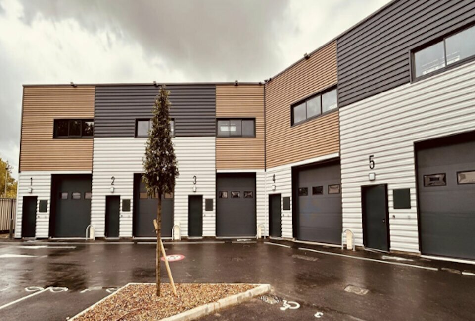 A louer Locaux d'activité 111m² Épinay-sur-Seine