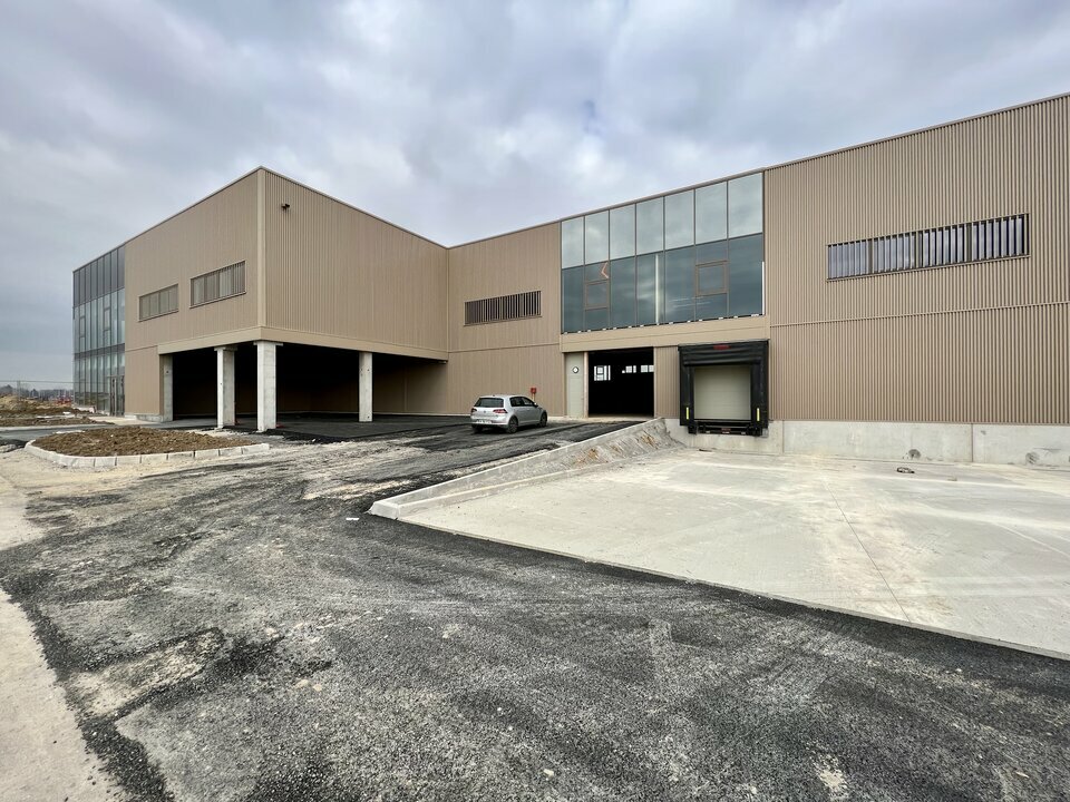 A vendre Locaux d'activité 2770m² Tremblay-en-France