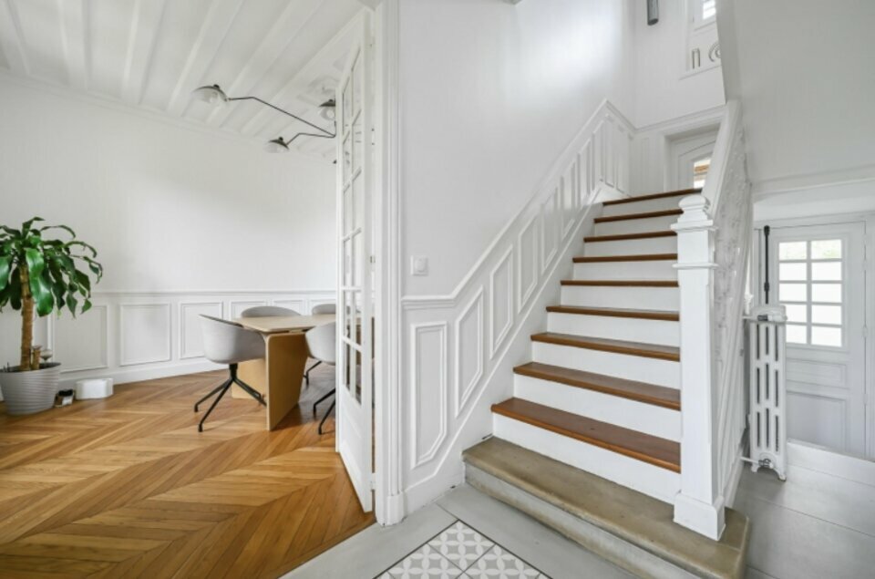 BUREAUX A VENDRE DISPONIBLE IMMEDIATEMENT