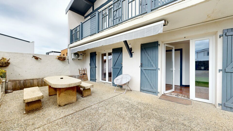 Agrandir la photo Terrain à vendre - 598.0 m2 - 64 - Pyrenees-Atlantiques
