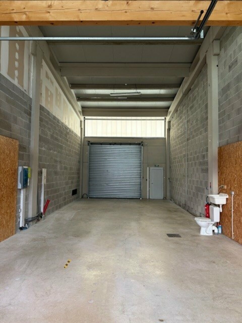 Entrepôt à louer - 90.0 m2 - 64 - Pyrenees-Atlantiques