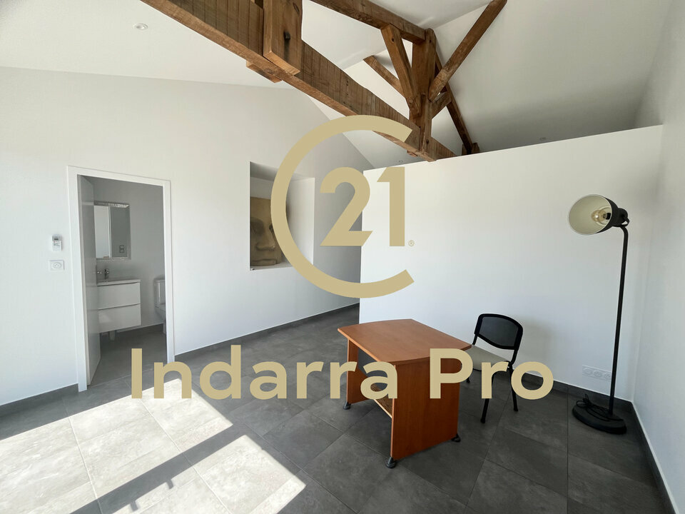 Local d'activité à louer - 150.0 m2 - 64 - Pyrenees-Atlantiques
