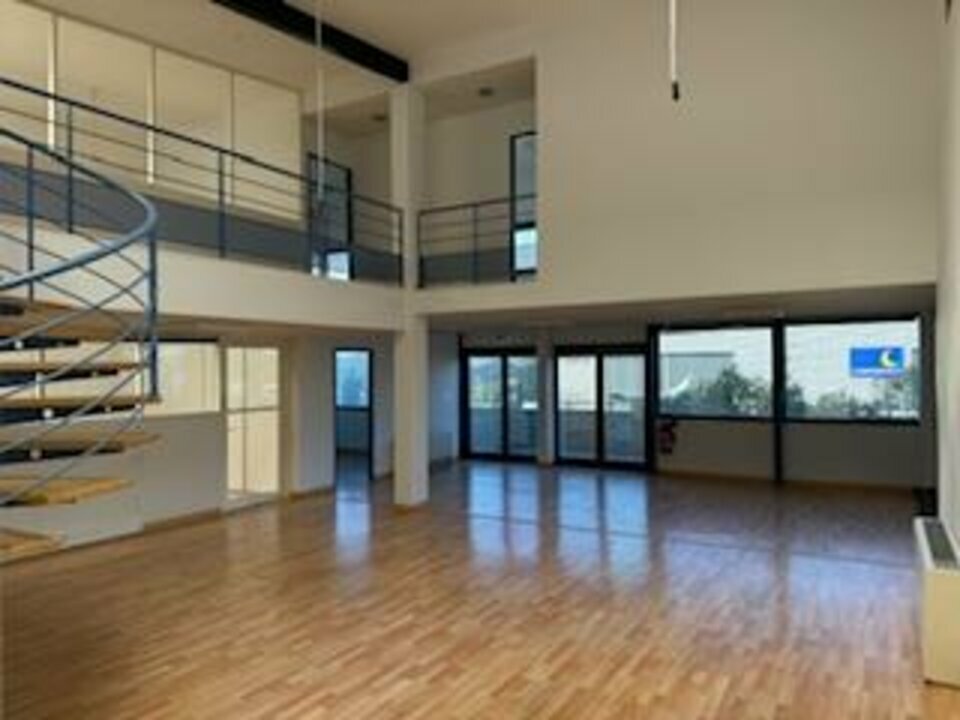 Bureaux à louer - 248.0 m2 - 64 - Pyrenees-Atlantiques