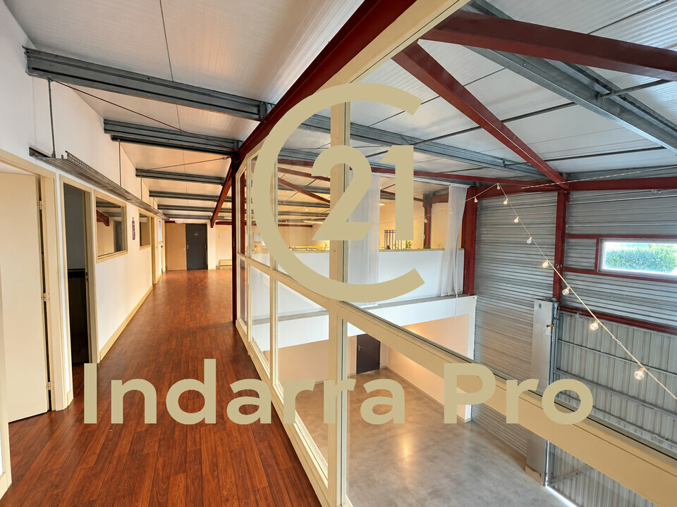 Local d'activité à louer - 350.0 m2 - 64 - Pyrenees-Atlantiques