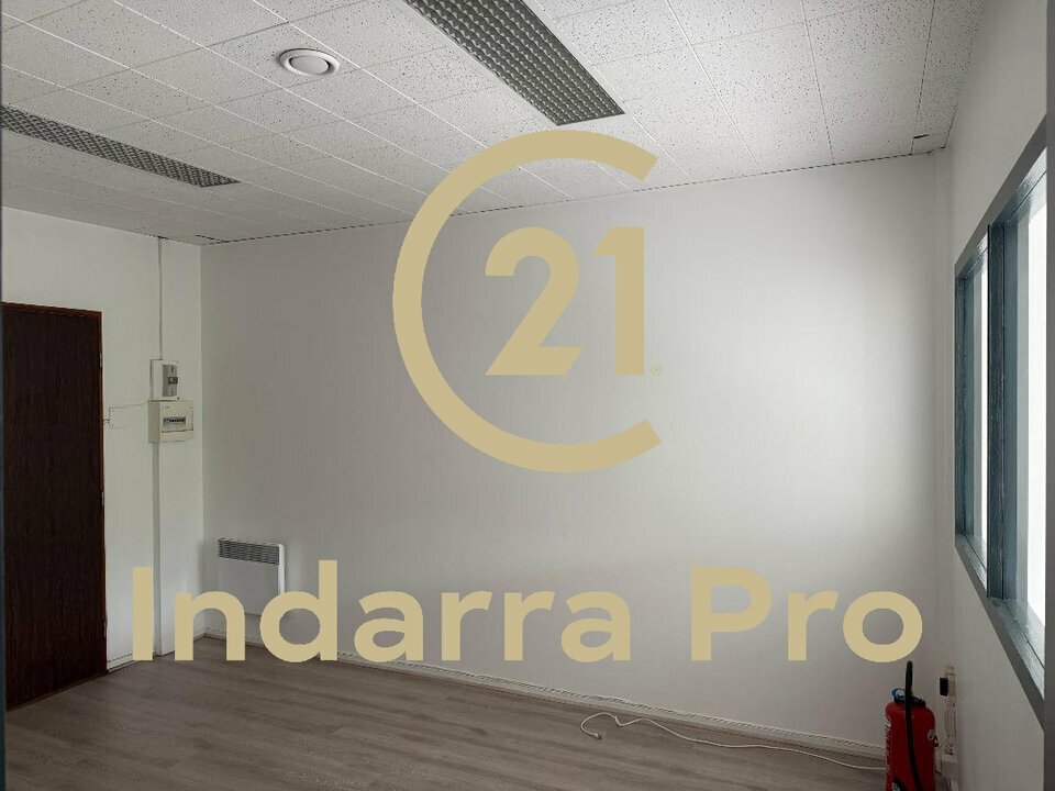 Bureaux à louer - 36.0 m2 - 64 - Pyrenees-Atlantiques