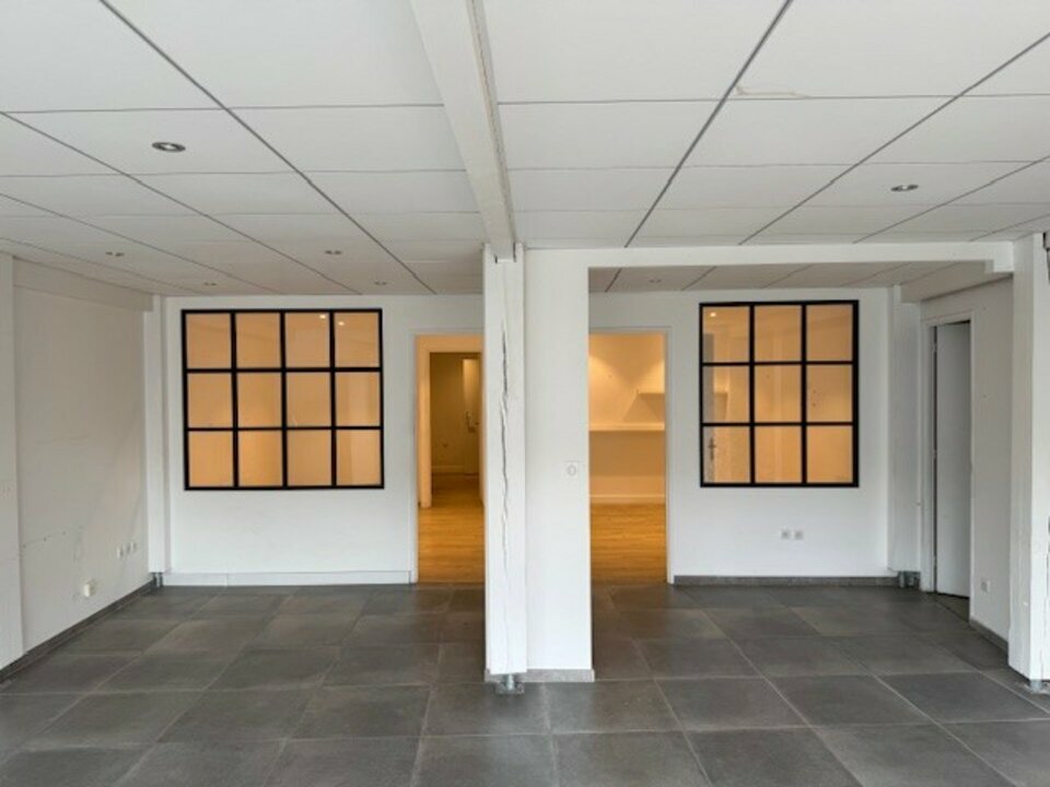 Local d'activité à louer - 250.0 m2 - 64 - Pyrenees-Atlantiques