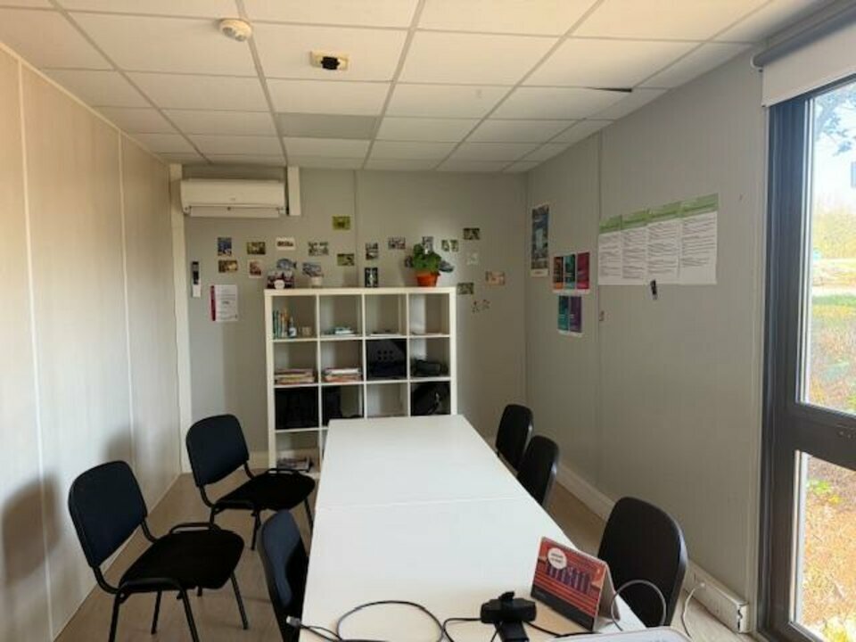 Bureaux à louer - 180.0 m2 - 64 - Pyrenees-Atlantiques