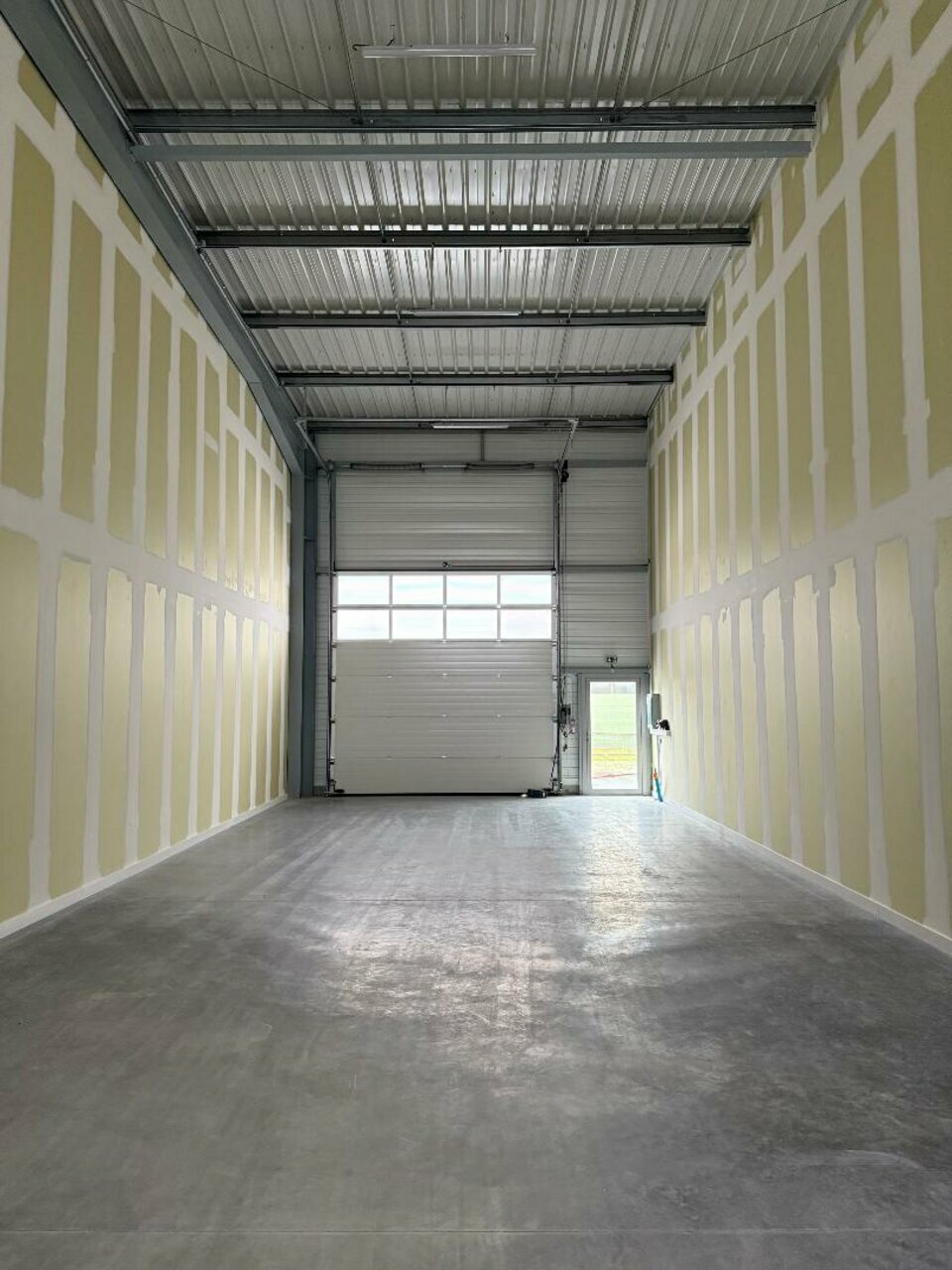 Entrepôt à louer - 214.0 m2 - 40 - Landes